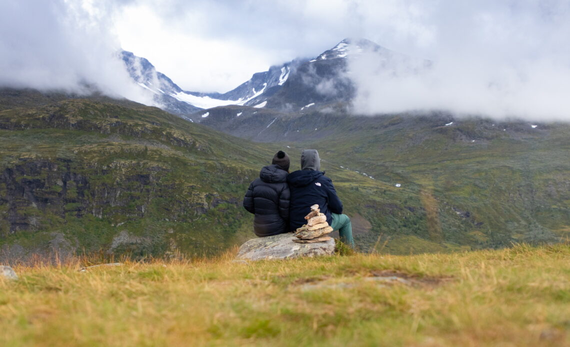 Completamente solos en las tierras altas de Noruega, libres gracias al allemansretten